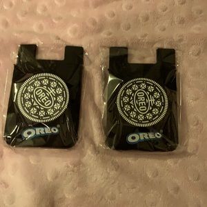 Oreo phone wallet and pop socket